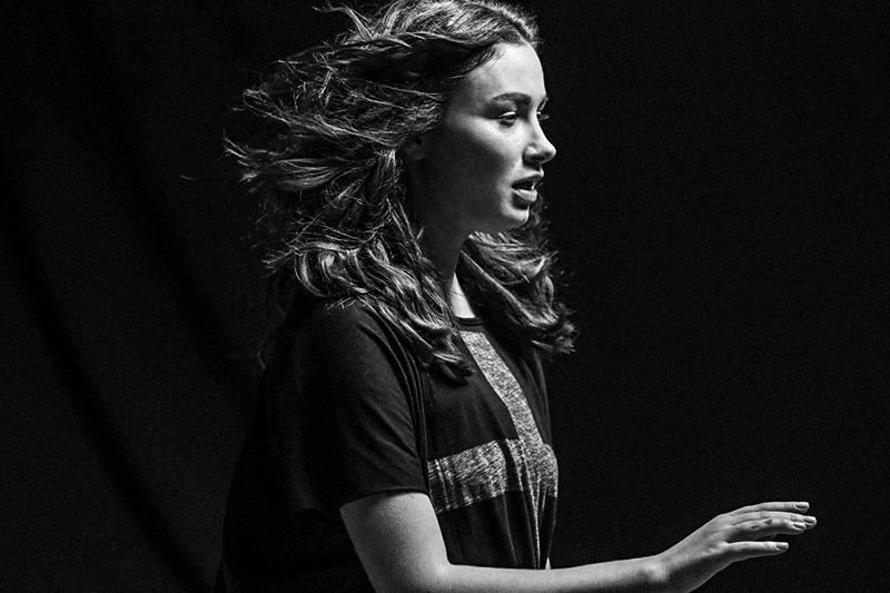 На съемках нового клипа Анастасия Приходько прошла испытание морозами!