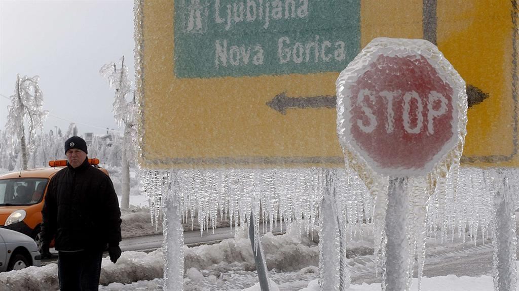 Сильнейший ледяной дождь обрушился на Словению