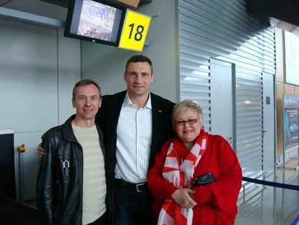 Украинец, захвативший самолет "Харьков-Стамбул", мог быть связан с Евромайданом