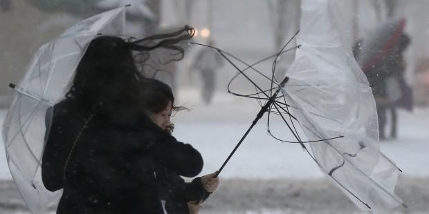 У Японії майже сто осіб постраждали через снігопад