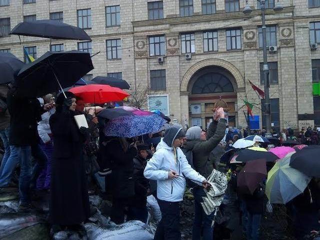 На Вече Майдан поддержал российский канал "Дождь"
