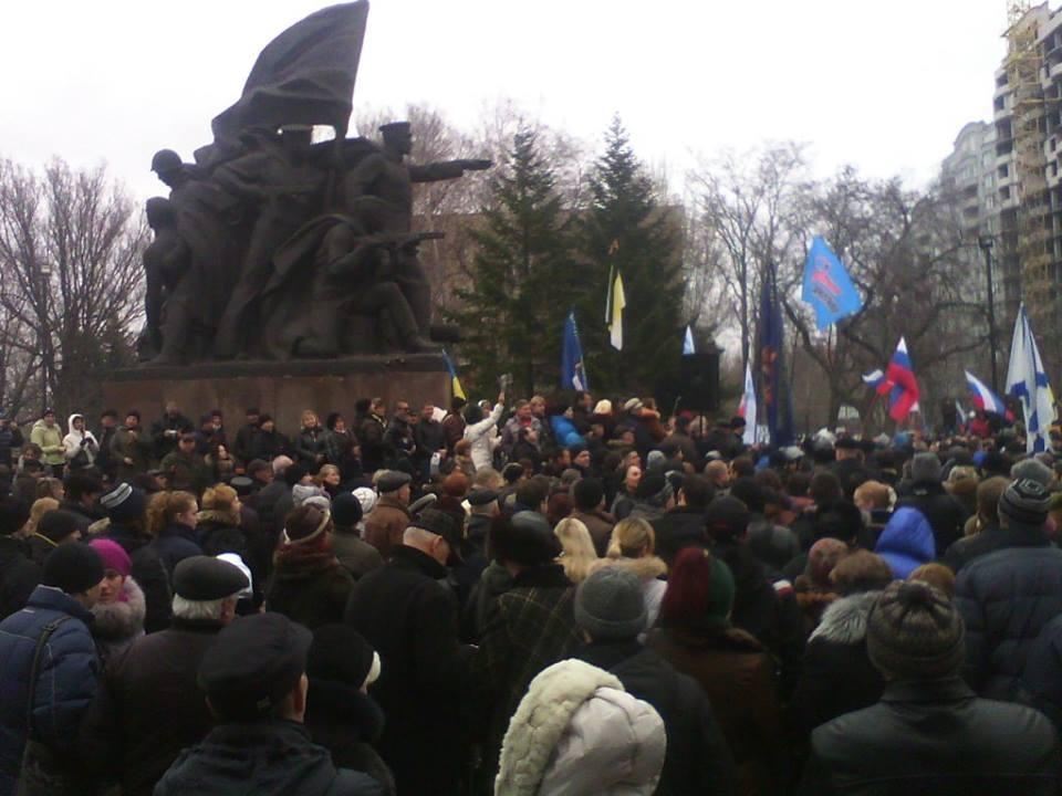 У Миколаєві активісти вимагають створити федеральне освіту з Одесою і Херсоном