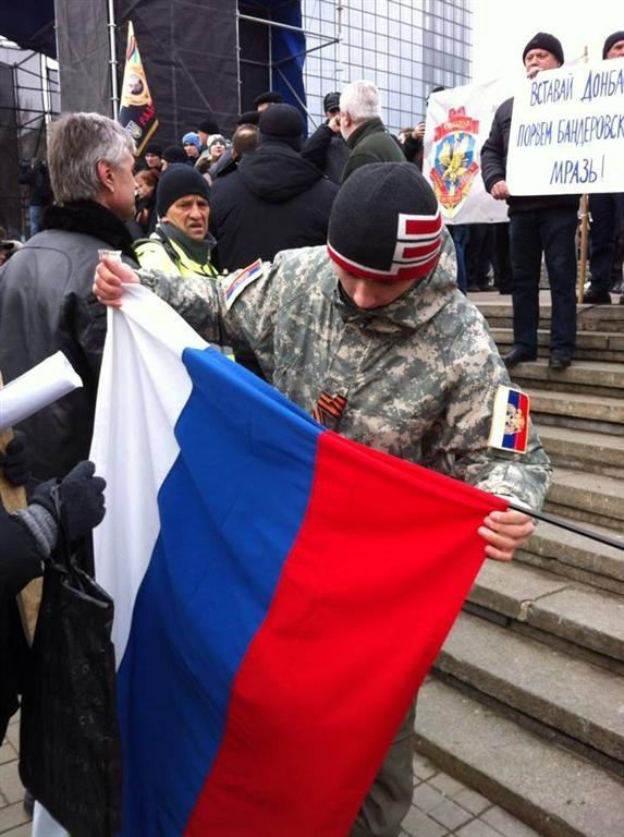 В Донецке пророссийский митинг перерос в драку