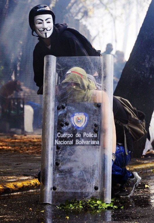 В Венесуэле растет число погибших в беспорядках