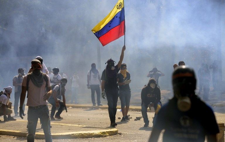 В Венесуэле растет число погибших в беспорядках