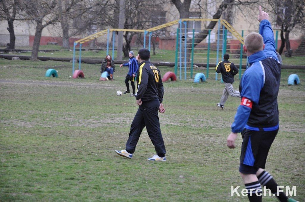 Украинские морпехи в Крыму выиграли в футбол у российских военных