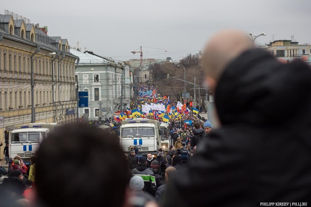 Московский "Марш мира" собрал десятки тысяч человек