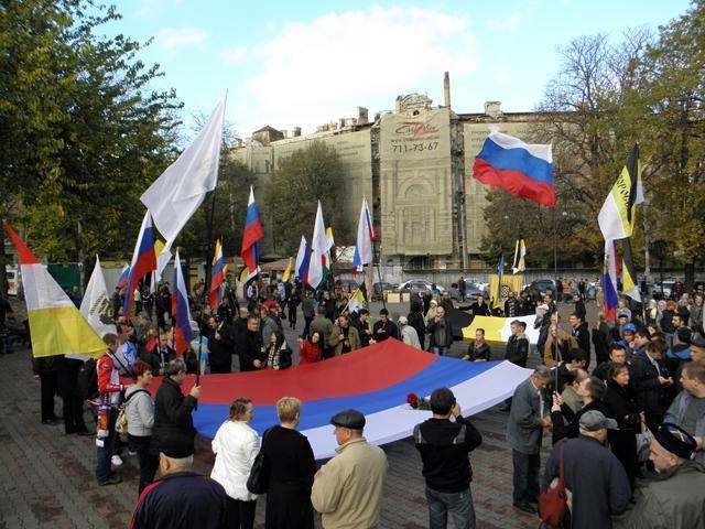 В Україні пройшли мітинги за і проти єдності країни. Вся географія акцій