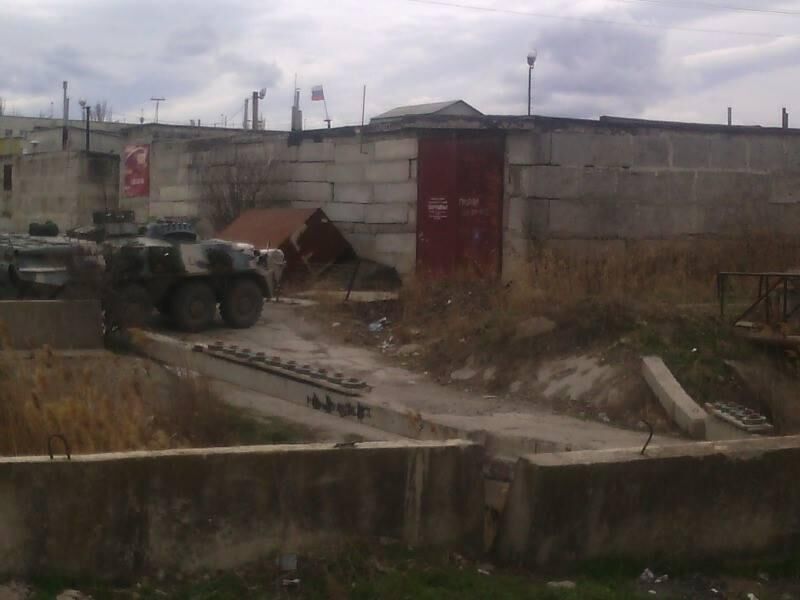 Военные РФ убрали мины возле украинской части в Феодосии