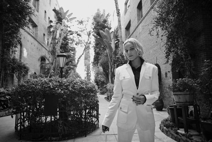 Эбби Корниш: нежная жена робота-полицейского