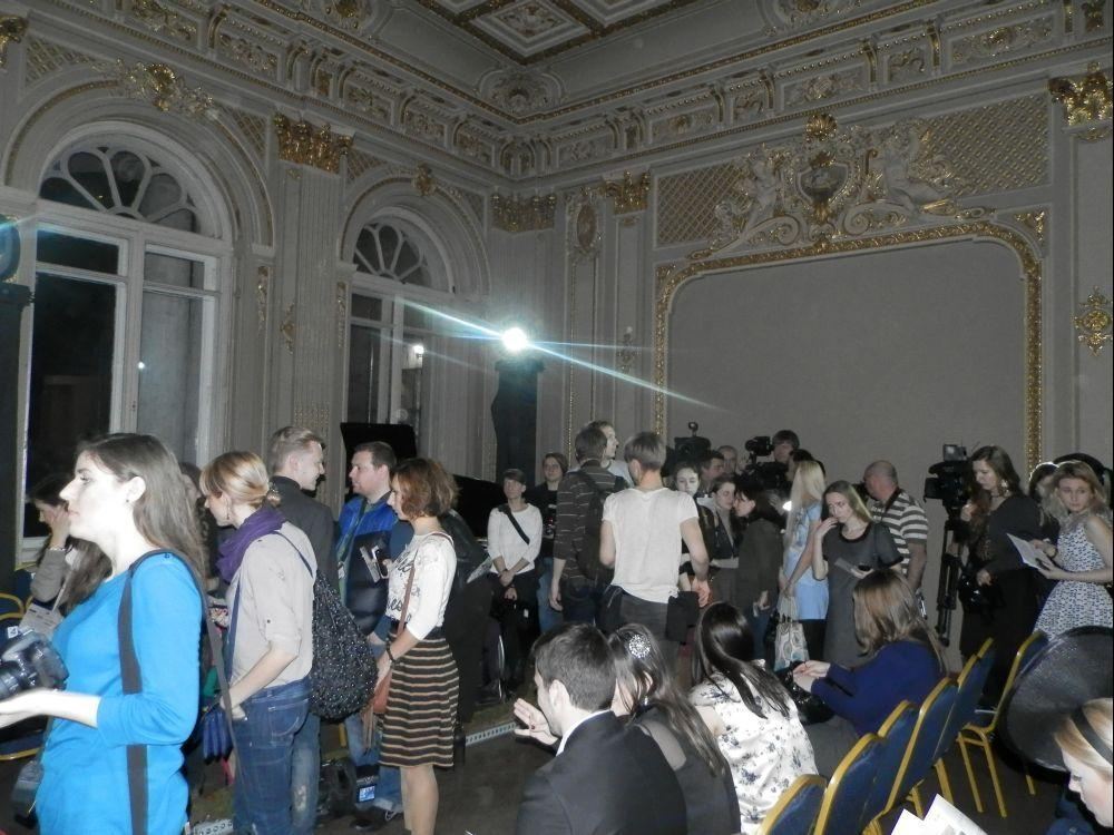 Иванова показала звездным гостям настоящую моду