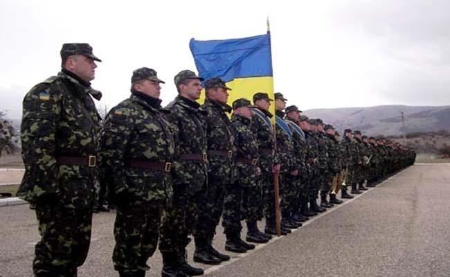 Феодосійські морпіхи чекають, коли домовляться влади, і залишаються вірними присязі Україні