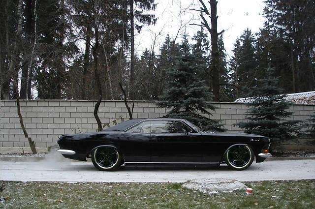 Вторая жизнь для "Волги" ГАЗ-24. Вызывающий тюнинг.