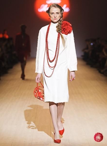 Новичок Ukrainian Fashion Week показала красивейшую коллекцию в национальном стиле