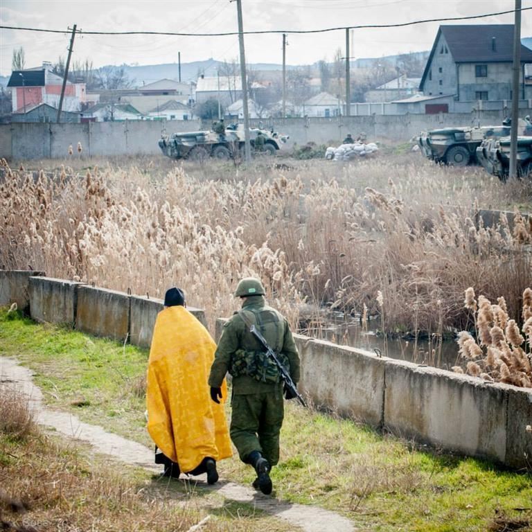 Российские оккупанты в Крыму: нелегкий быт и серые будни