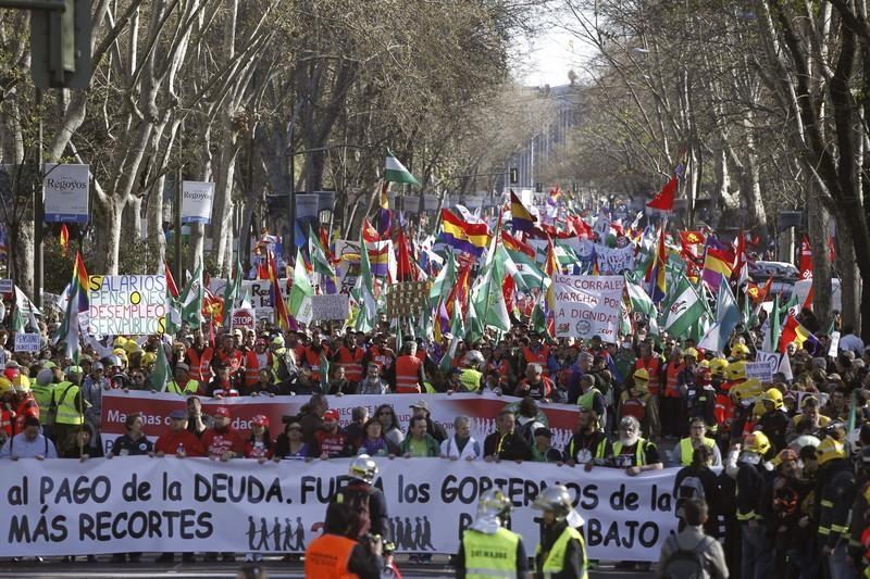 Демонстрация в Мадриде переросла в столкновения с полицией