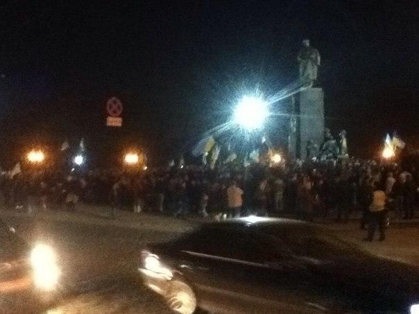 В Харькове проходит масштабный митинг за единую Украину