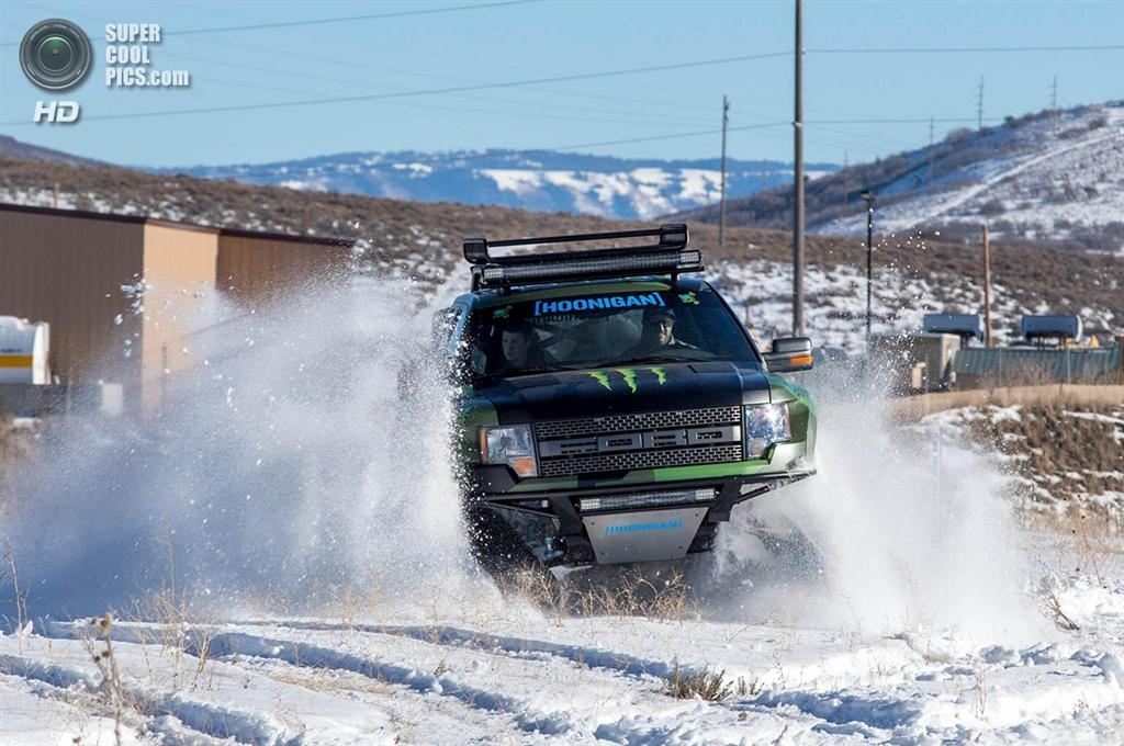 Монструозный снегоход Кена Блока на основе Ford F-150