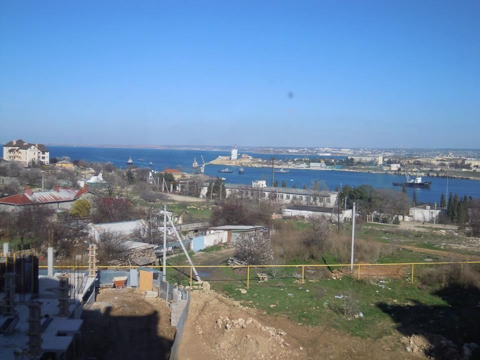 В Севастополе Черноморский флот блокирует украинские корабли