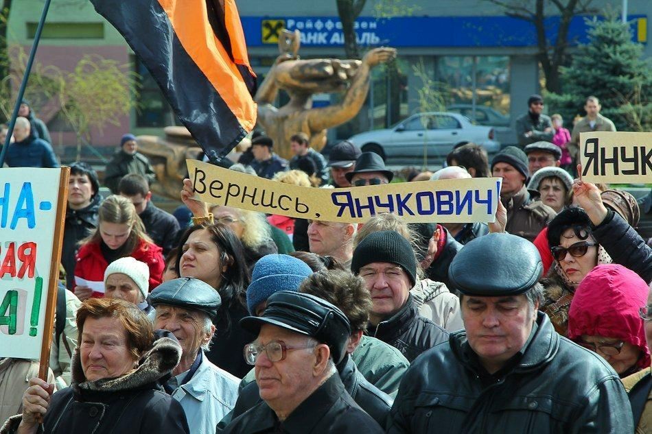 На юго-востоке Украины прошли сепаратистские митинги