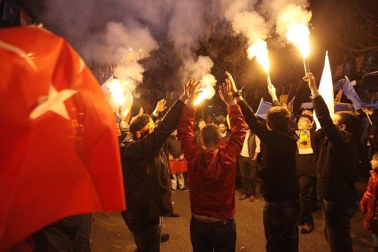 Турки ликуют: на выборах победила партия Эрдогана