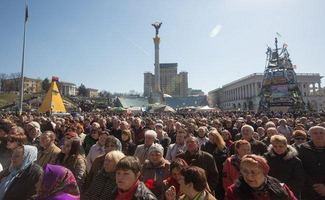 Украина почтила память героев Небесной Сотни