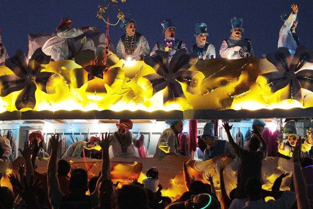 20 ярких кадров карнавалов со всего света