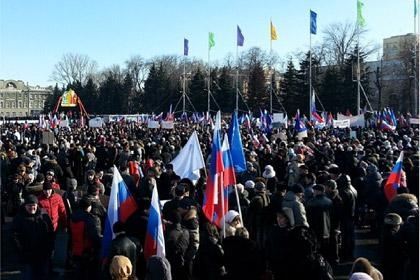 Жителі російських міст зібрали багатотисячні мітинги на підтримку українців