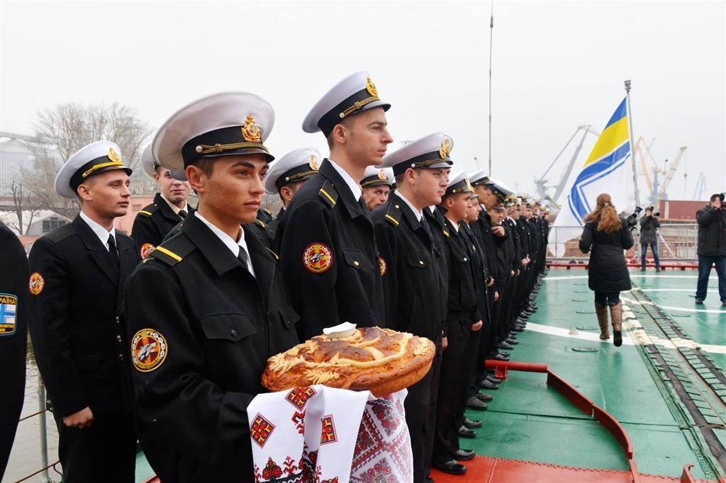 Екіпаж "Сагайдачного" пообіцяв зробити все для світу в Україні