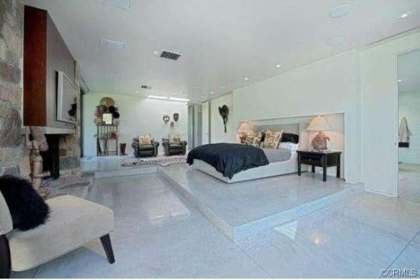 Ди Каприо купил новую недвижимость в три раза дешевле, чем продал старую