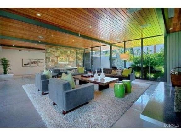 Ди Каприо купил новую недвижимость в три раза дешевле, чем продал старую