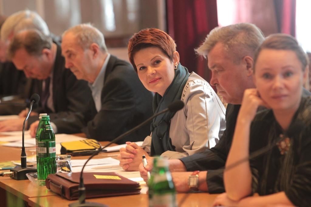 Общественные советы Украины объединяются против чиновников
