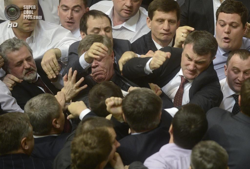 Політичні бої