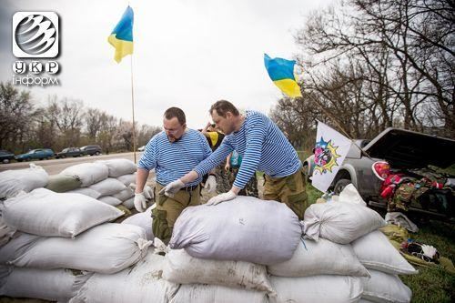 На въездах в Запорожье появились блокпосты для защиты от сепаратистов