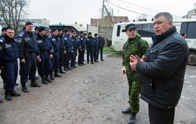 Захват милиции в Горловке под руководством подполковника РФ