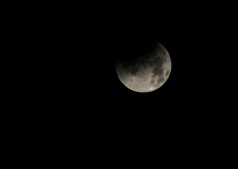 15 квітня 2014. Повне місячне затемнення