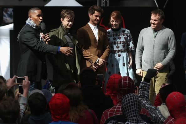 "Новый Человек-паук 2" продолжает шагать по планете