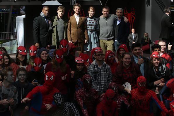 "Новый Человек-паук 2" продолжает шагать по планете