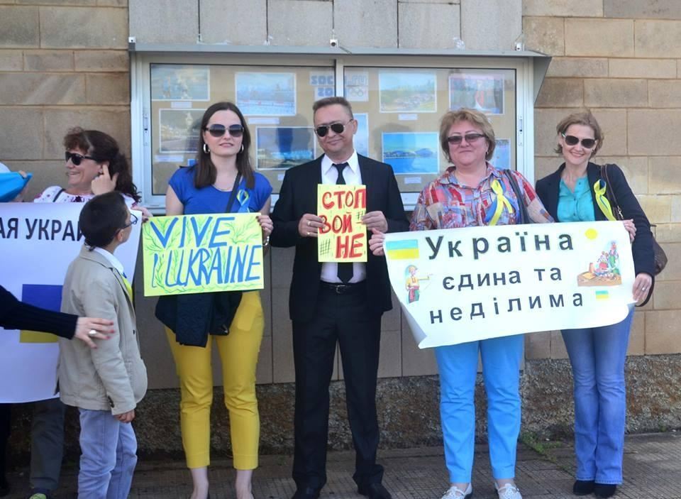 У Марокко під російським посольством провели акцію на підтримку України 