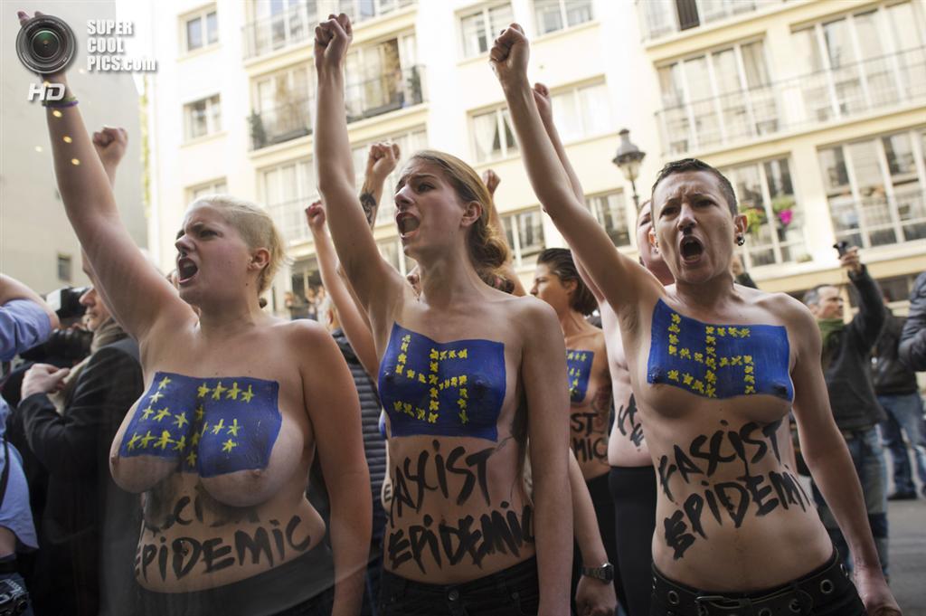 Марш FEMEN проти фашизму в Європі