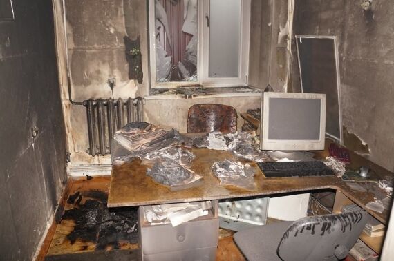 На Донеччині спалили офіс газети, критикувала сепаратистів 