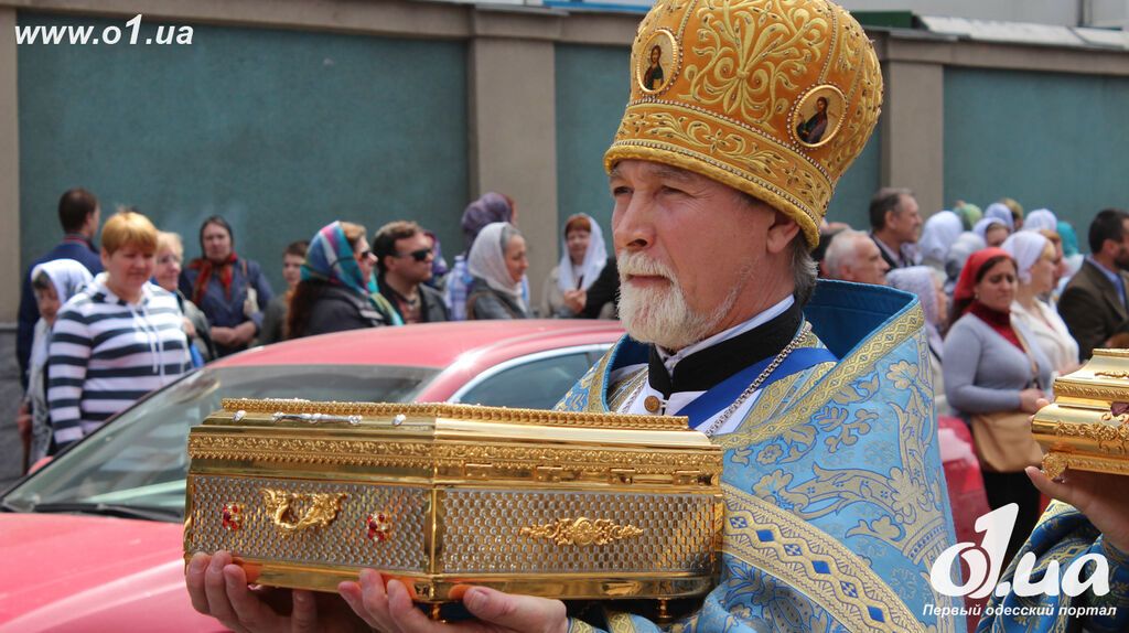 В Одессе состоялся Крестный поход, во время которого просили бога о мире 
