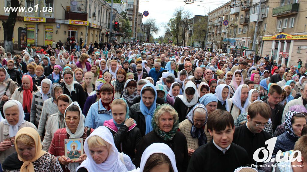 В Одессе состоялся Крестный поход, во время которого просили бога о мире 