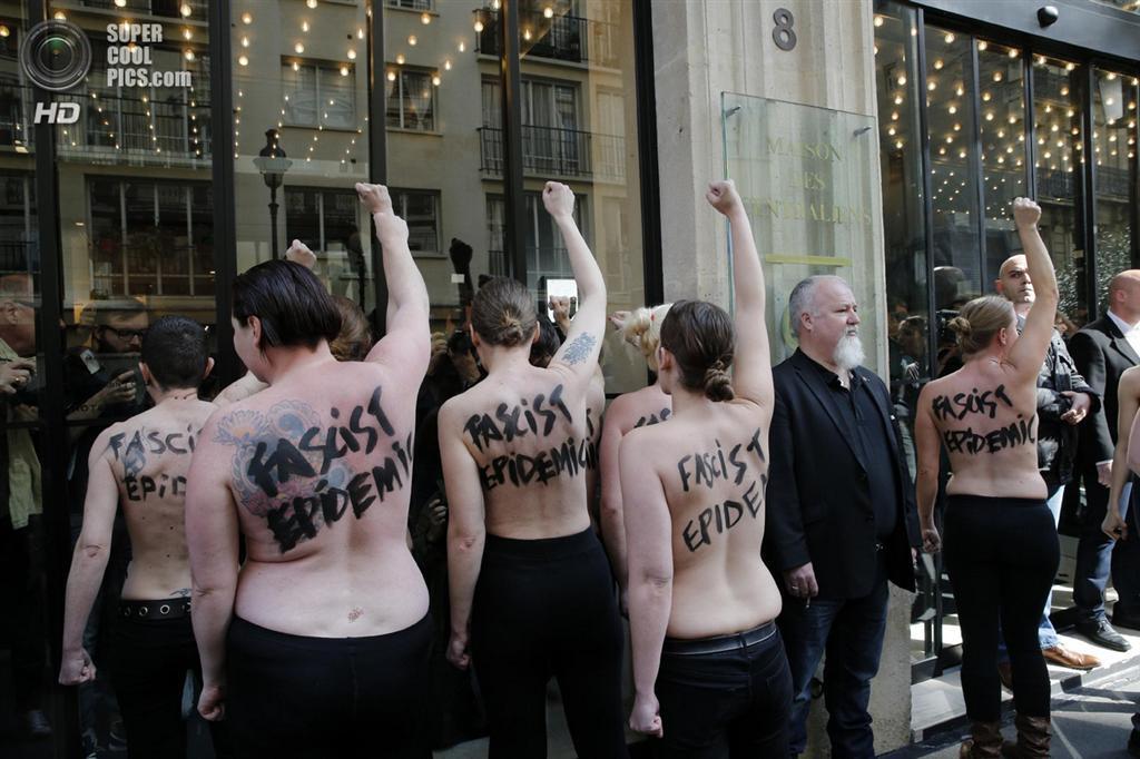 Марш FEMEN против фашизма в Европе