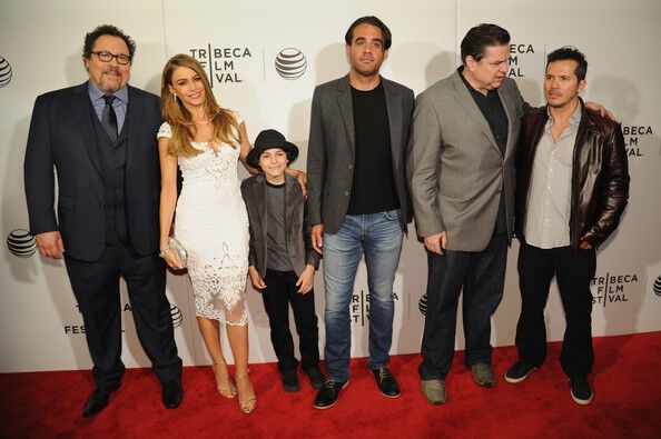 У Софии Вергары заклинила улыбка на красной дорожке