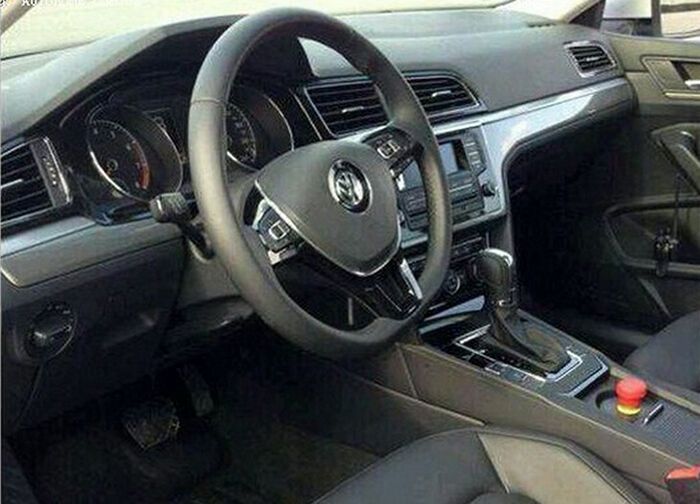 Фотошпионы засняли Volkswagen "Jetta CC"