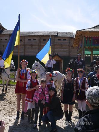 В Древнем Киеве прошел конно-трюковой фестиваль: призовые места разобрали киевляне