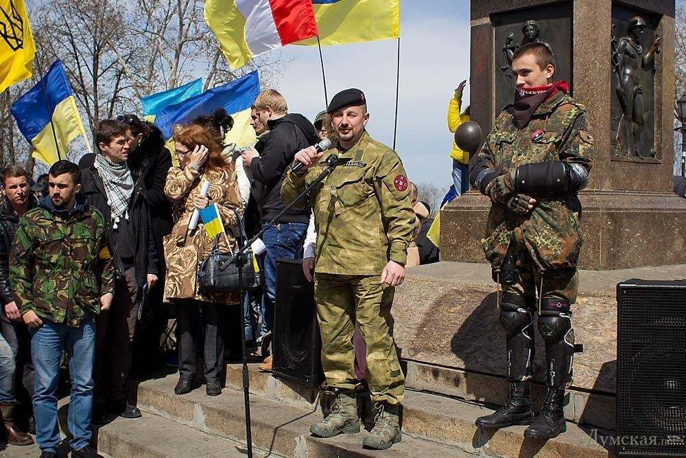 В Одессе евромайдановцы едва не подрались между собой