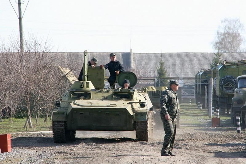 Более 900 единиц резерва военной техники готовят к использованию  - Минобороны