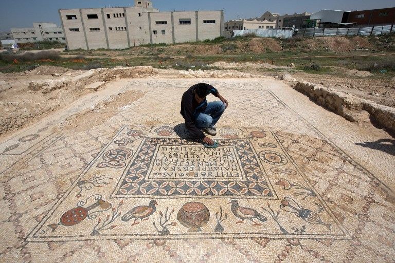 Израиль: найден 1500-летний монастырь с потрясающей мозаикой